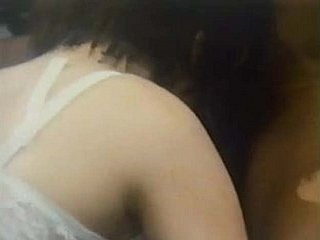 वर्जिन वेडिंग डे - Sexteen (1975)