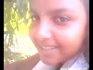 Indah Desi Girl Boobs Show dan Pers Dalam Taman Amatir Cam Hot