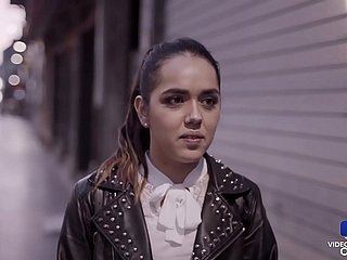 마리 스카, 에메 pimenter SA VIE sexuelle AVEC 아들 마리
