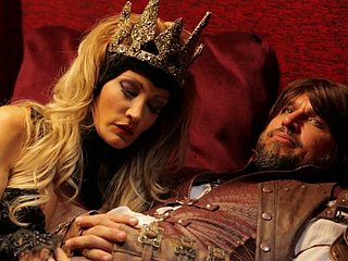 Sex-hungry queen Jessica Drake is fucked by hot tempered servant