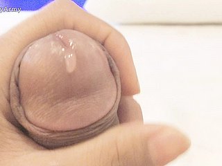 Which New Zealand larrikin owns this dick?