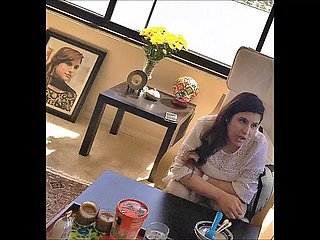Istri desi paki Ayesha menari telanjang untuk suaminya