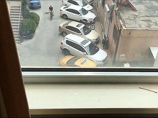 91愚蠢的系列012-Busty已婚的妻子的小V穿着黑色丝绸高跟鞋被草和嘴吹出的高清无水版本