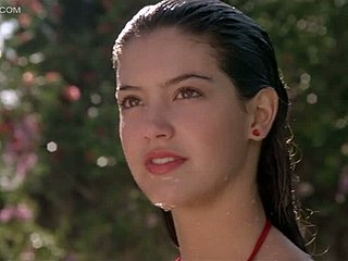 C'est usual de se branler herd un bébé comme Phoebe Cates