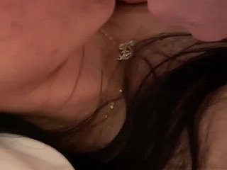 Influenza femme chinoise d'un ami baisée