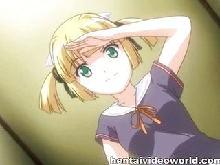 Cô gái trong ngón tay áo tắm hentai âm hộ