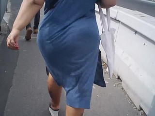 botheration arabe bleu candides dans la rue.