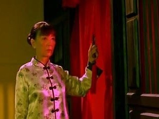 Cenas ungenerous filme Vietnamita - The White vestido de seda